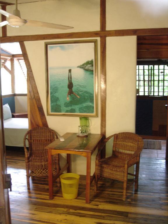 Whistling Bird Hotel Negril Kültér fotó