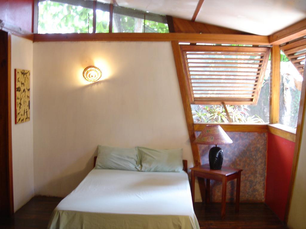 Whistling Bird Hotel Negril Kültér fotó